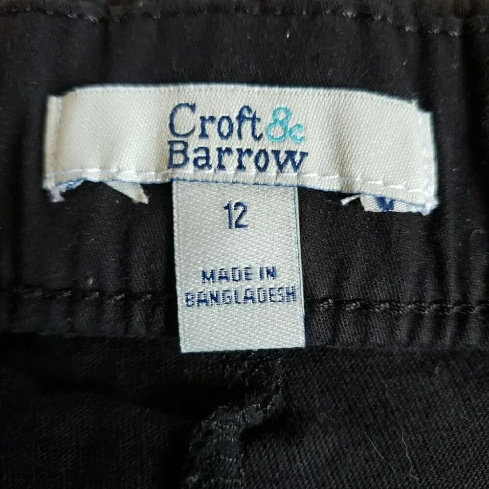 Croft & Barrow Black SKORT Womens Size 12 White Embroidered Pockets Zip Stretch